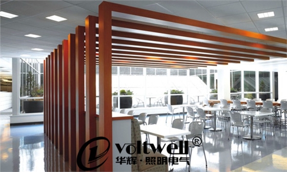 佛山華輝-格柵燈盤照明