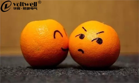 來自一個賣燈人的獨白