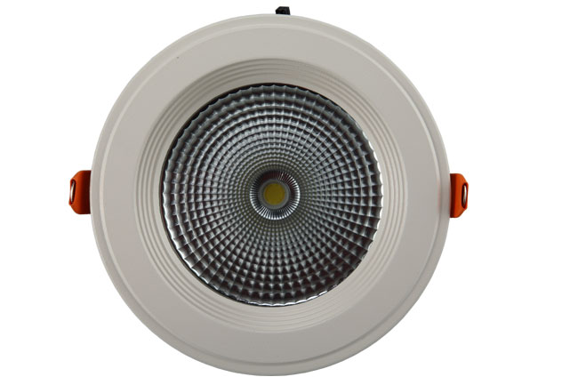 華輝照明專業(yè)生產(chǎn)LED筒燈,COB筒燈,全國行業(yè)領先,服務過全國各類工程達2000家。 華輝照明專業(yè)生產(chǎn)LED筒燈,COB筒燈,全國行業(yè)領先,服務過全國各類工程達2000家。