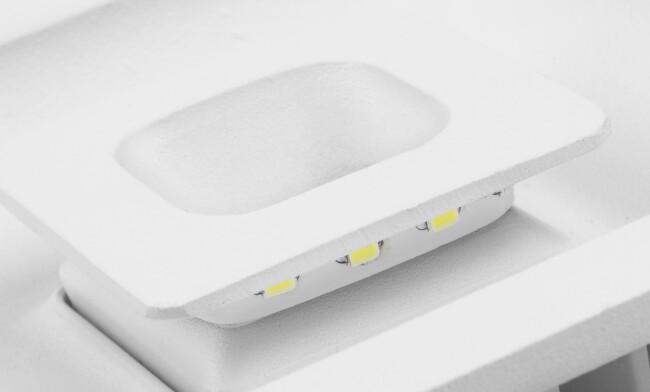 華輝照明專業LED筒燈廠家，標準的流程與質檢程序確保COB筒燈質量穩定如一。