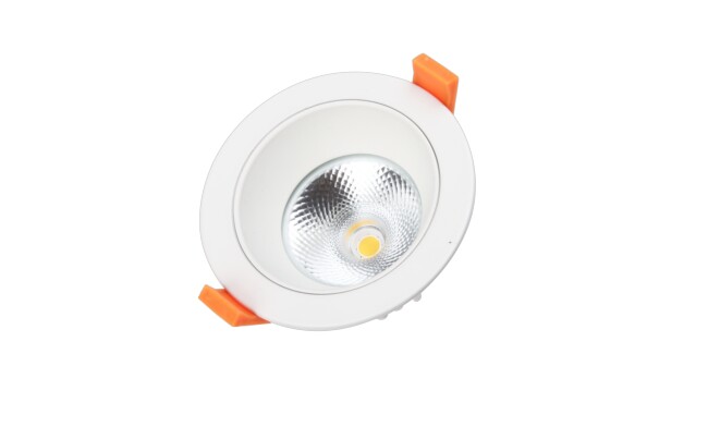 華輝照明專業(yè)生產(chǎn)LED筒燈,COB筒燈,全國行業(yè)領先,服務過全國各類工程達2000家。 華輝照明專業(yè)生產(chǎn)LED筒燈,COB筒燈,全國行業(yè)領先,服務過全國各類工程達2000家。