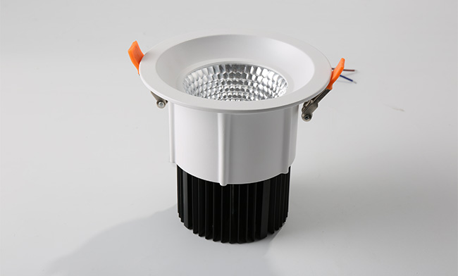 4寸雙色COB筒燈 調光調色LED筒燈 開孔 ¢125mm 4寸雙色COB筒燈 調光調色LED筒燈 開孔 ¢125mm